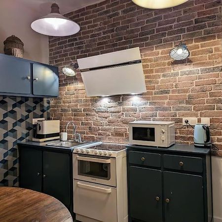 L'Appartement Du Voisin D'Hugo 브장송 외부 사진
