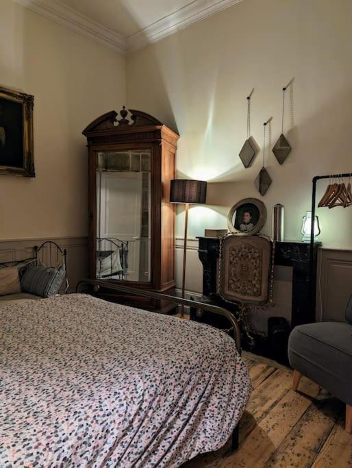 L'Appartement Du Voisin D'Hugo 브장송 외부 사진