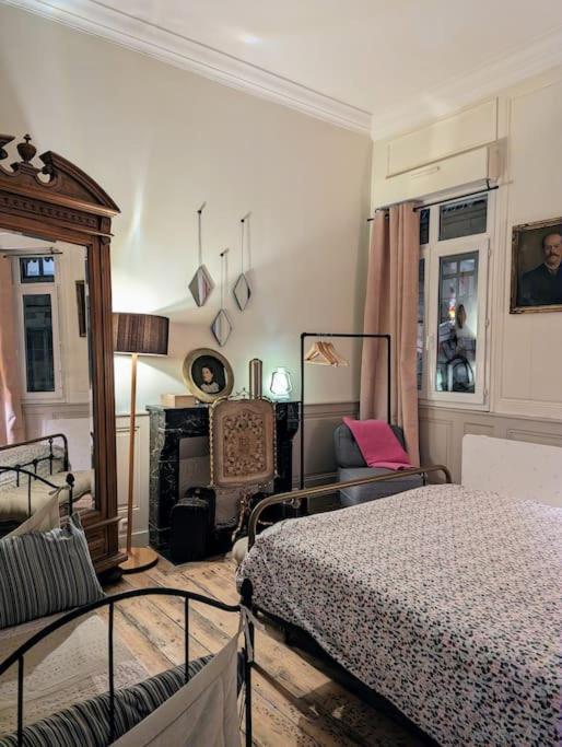 L'Appartement Du Voisin D'Hugo 브장송 외부 사진